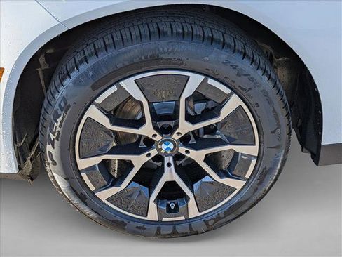 New 2026 BMW X3 xDrive30 w/ Premium Package image 9