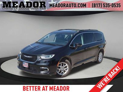 Used 2022 Chrysler Pacifica Touring-L