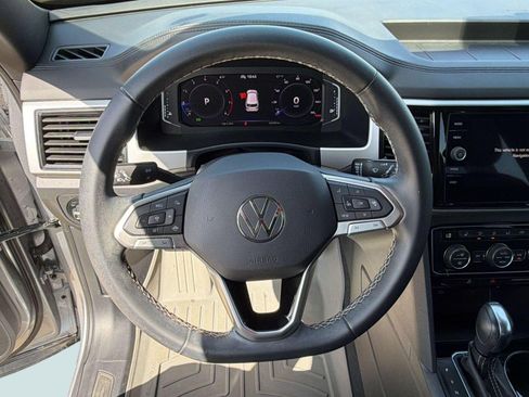 Used 2023 Volkswagen Atlas Cross Sport SE FWD image 28