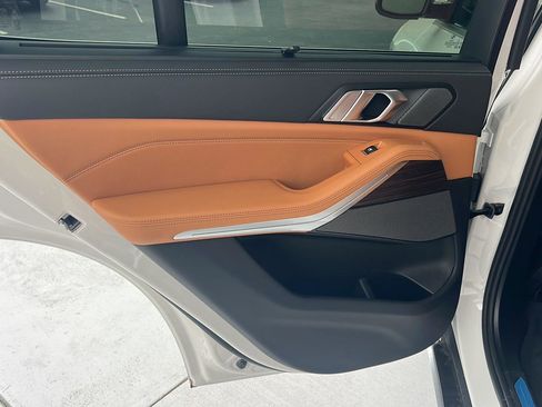 New 2026 BMW X5 xDrive40i image 18