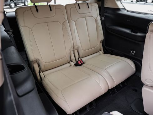 Used 2022 Jeep Grand Cherokee L Limited w/ Black Appearance Package RWD image 52