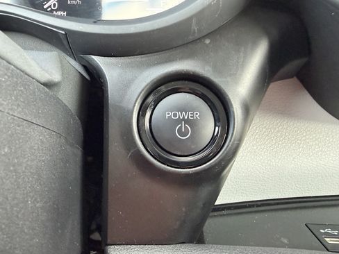 Certified 2025 Toyota Sienna XLE w/ XLE Plus Package AWD/4WD image 32
