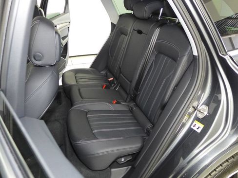 Used 2023 Audi Q5 2.0T Premium w/ Convenience Package AWD/4WD image 21