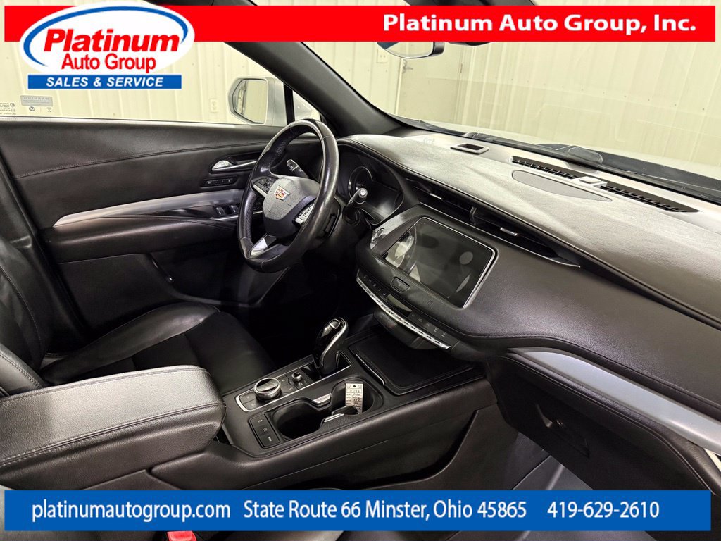 Used 2020 Cadillac XT4 Premium Luxury AWD/4WD image 43