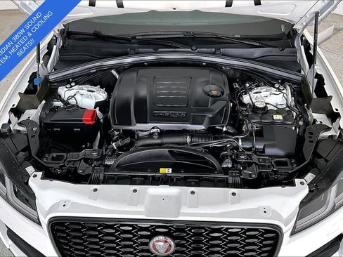 Used 2022 Jaguar F-PACE S AWD/4WD image 11