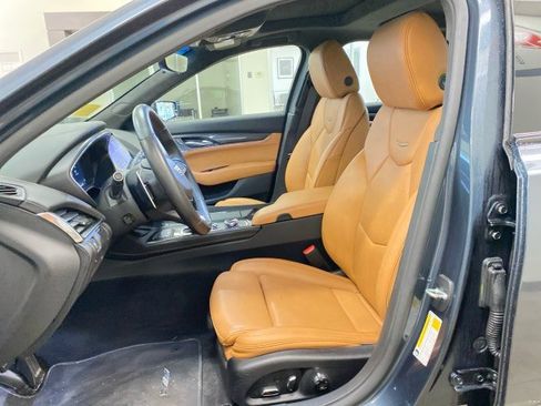 Used 2022 Cadillac CT5 V w/ Platinum Package image 16