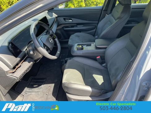 Used 2023 Nissan Ariya AWD image 23