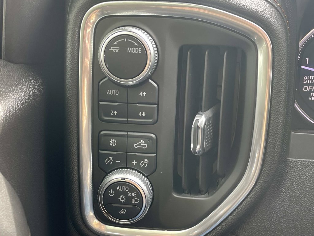 Used 2020 GMC Sierra 1500 AT4 w/ AT4 Premium Package AWD/4WD image 21