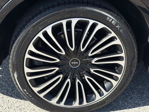 Used 2020 Lincoln Aviator Black Label w/ Dynamic Handling Package image 10
