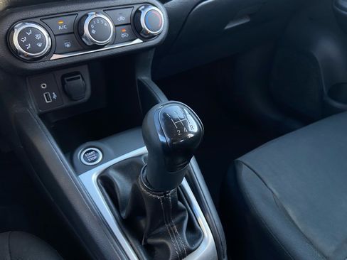 Used 2021 Nissan Versa S image 22