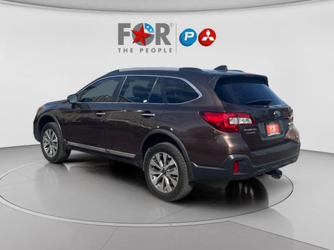 Used 2019 Subaru Outback 3.6R Touring w/ Popular Package #3A image 3
