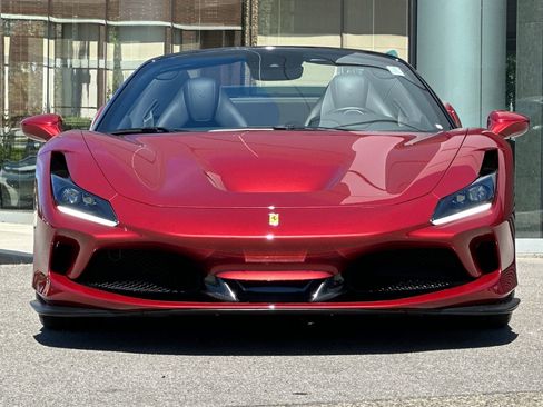 Used 2022 Ferrari F8 Tributo RWD image 11