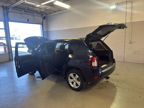 Used 2017 Jeep Compass Sport w/ Power Value Group AWD/4WD image 12