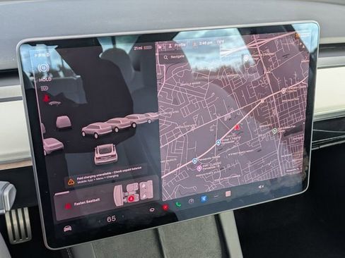 Used 2021 Tesla Model 3 Performance image 24