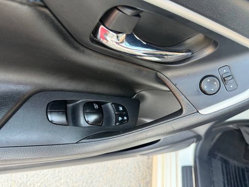 Used 2017 Nissan Altima 2.5 SR w/ Midnight Edition Package FWD image 15