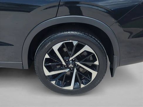 Used 2023 Mitsubishi Outlander SE AWD/4WD image 25
