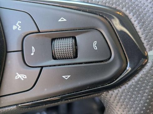 Used 2024 Chevrolet TrailBlazer LT FWD image 19