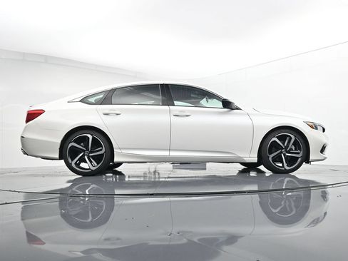 Used 2022 Honda Accord Sport image 38