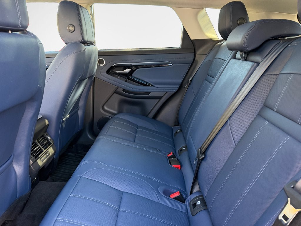 Used 2020 Land Rover Range Rover Evoque SE AWD/4WD image 14