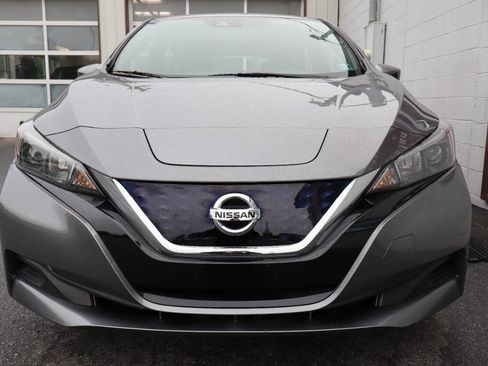 Used 2022 Nissan Leaf S FWD image 2