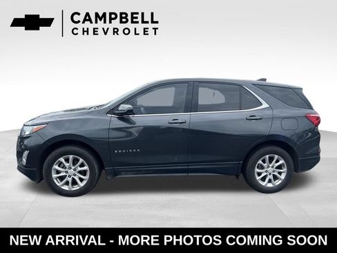 Used 2018 Chevrolet Equinox LT FWD image 2