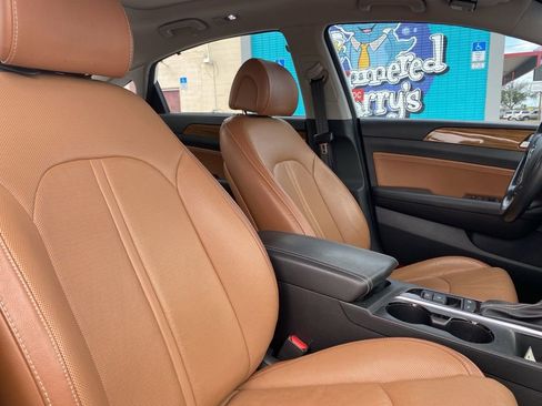 Used 2015 Hyundai Sonata Limited w/ Option Group 06 image 16