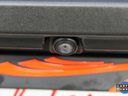 Used 2024 Nissan Pathfinder S image 46