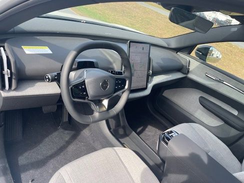 Used 2025 Volvo EX30 Ultra w/ Climate Package image 17
