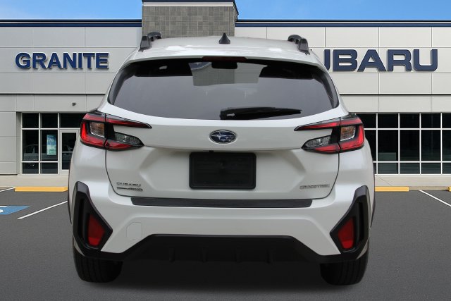 Used 2024 Subaru Crosstrek 2.0i Premium AWD/4WD image 9