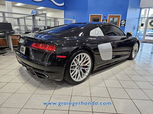 Used 2017 Audi R8 V10 image 5