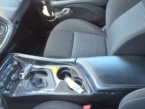 Used 2022 Dodge Challenger R/T image 25