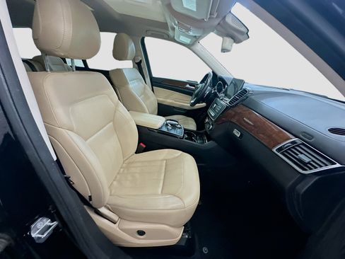 Used 2018 Mercedes-Benz GLS 450 4MATIC image 35