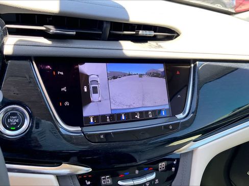 Used 2024 Cadillac XT6 Premium Luxury w/ Technology Package FWD image 26