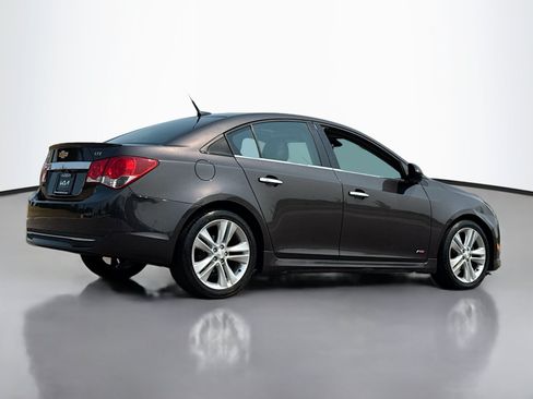 Used 2014 Chevrolet Cruze LTZ w/ RS Package FWD image 2