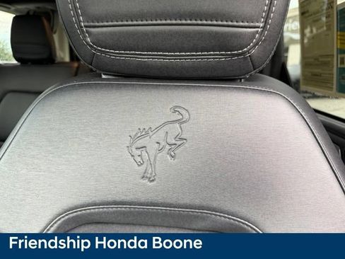 Used 2025 Ford Bronco Badlands AWD/4WD image 17