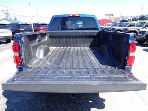 Used 2019 GMC Sierra 1500 SLE w/ SLE Value Package AWD/4WD image 7