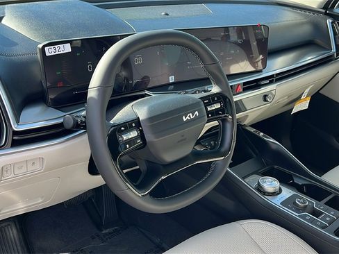 New 2026 Kia Sorento EX image 9