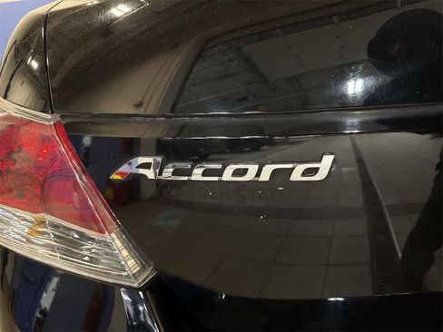 Used 2009 Honda Accord EX image 25