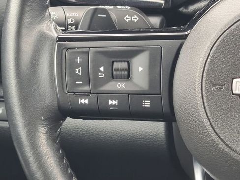 Used 2023 Nissan Pathfinder SL image 30