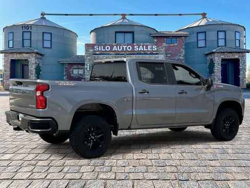 Used 2019 Chevrolet Silverado 1500 Custom Trail Boss AWD/4WD image 9