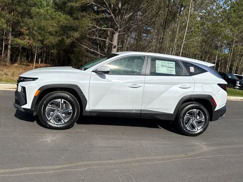 New 2026 Hyundai Tucson Blue SE AWD/4WD image 2