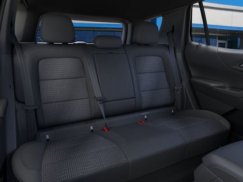 New 2026 Chevrolet Equinox LT AWD/4WD image 17