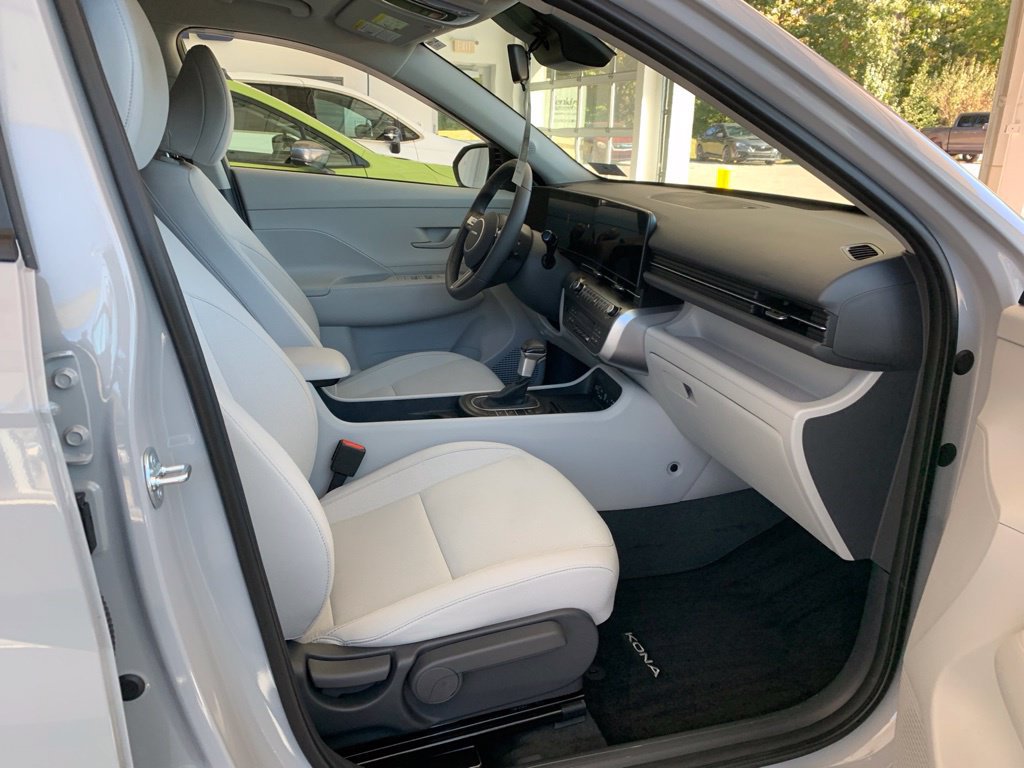 Certified 2026 Hyundai Kona SEL Sport AWD/4WD image 19