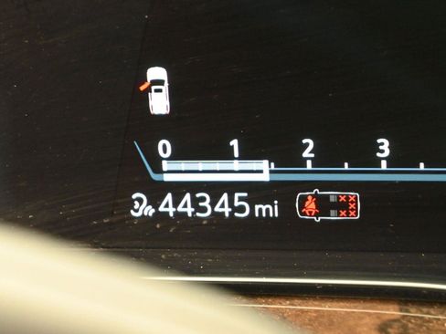 Used 2023 Cadillac Escalade Sport Platinum w/ LPO, ONYX Package image 31