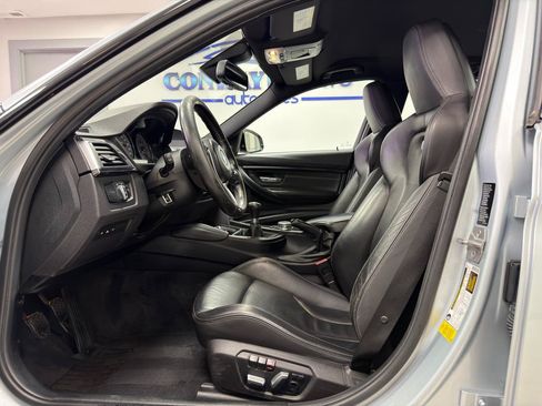 Used 2016 BMW M3 RWD image 9