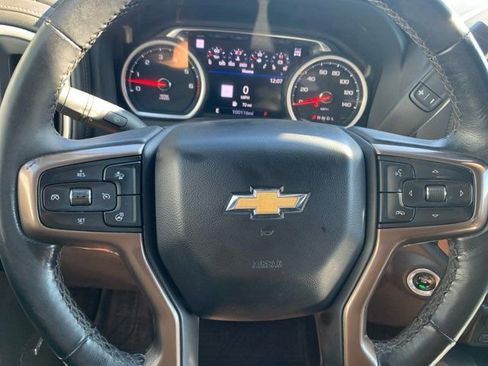 Used 2022 Chevrolet Silverado 1500 High Country w/ Technology Package image 30