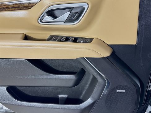 Used 2023 Chevrolet Tahoe Premier image 16