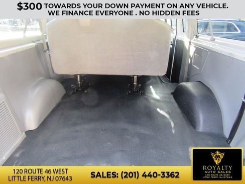Used 2011 Ford E-150 and Econoline 150 XLT image 20
