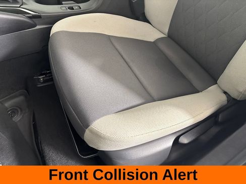 Used 2025 Toyota Corolla LE FWD image 12
