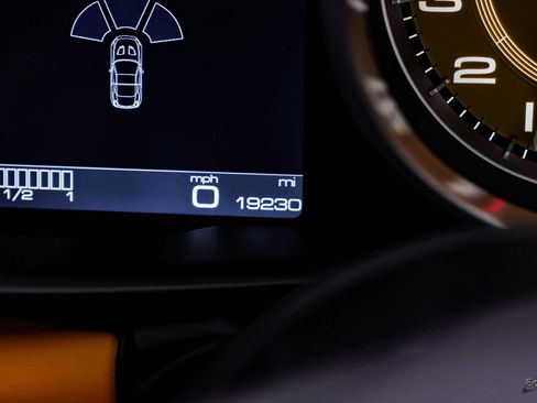 Used 2016 Ferrari California T image 75